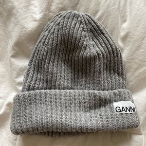 GANNI Gray Rib Beanie O/S